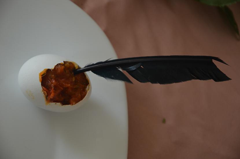 ieliekam olu čaumalā un... Autors: Bezvārdis Kanibāla brokastis (Sakromonte omlete)