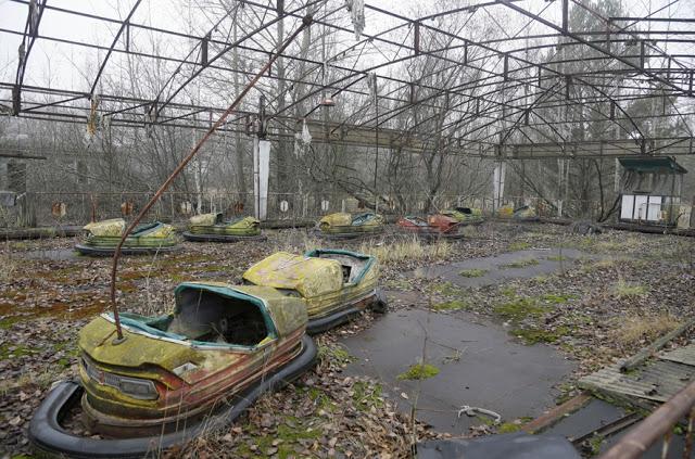 Pamesta atrakcija Pripjatas... Autors: theFOUR Vēl joprojām radioaktīvs: 30 gadi kopš Černobiļas katastrofas.