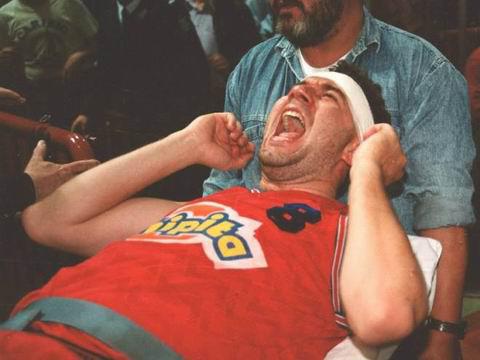 Serbu basketbolists Bobans... Autors: Testu vecis Šokējošākie notikumi sporta vēsturē (2)