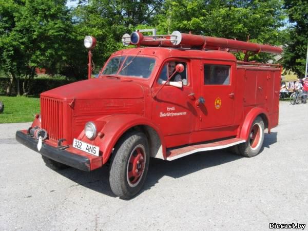 Ugunsdzēsēju auto Autors: Klusais vājprāts GAZ 51 GAZ 63  (1946 g. - 1975 g.) 3