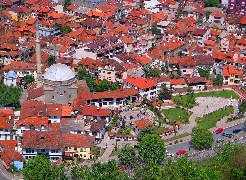 Burtiski te pat kalna pikājē... Autors: Pēteris Vēciņš Kosova 5. daļa: Kosovas tūrisma citadele - Prizrena