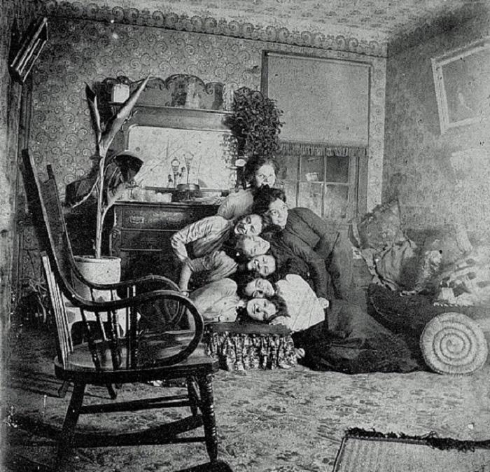 Neveikls ģimenes foto Autors: KALENS Reti viktoriāņu foto, kas pierāda, ka viņi nebija tik nopietni, kā Tev likās!