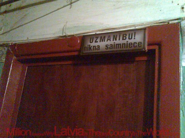  Autors: slepkavnieciskais 25 komiskas brīdinājuma zīmes no visas Latvijas