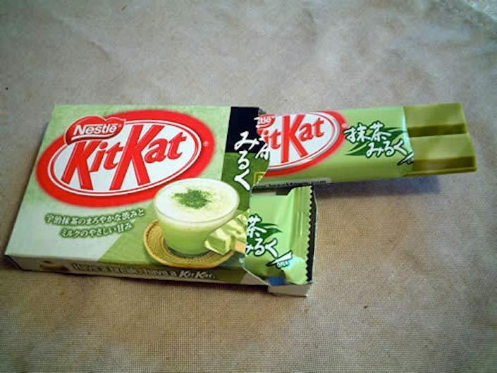 KitKat ar zaļās tējas un piena... Autors: KaķēnsPirž 28 mums nezināmi produkti, kurus ražo slavenas firmas: tu esi ko tādu redzējis?