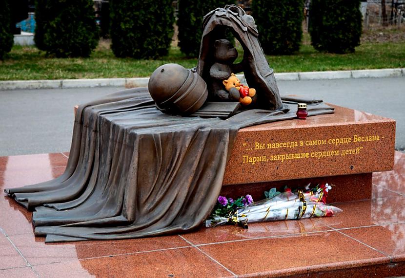 Burtiski te pat atrodas vēl... Autors: Pēteris Vēciņš Kaukāza gūstekne - Beslana
