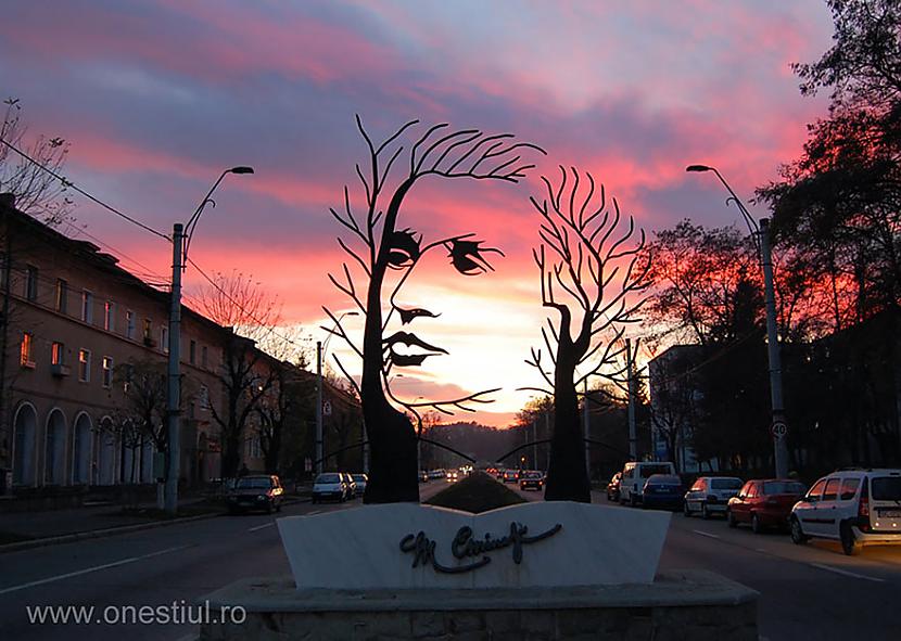 Onesti Romania Autors: Šamaniss Fantastiskas skulptūras