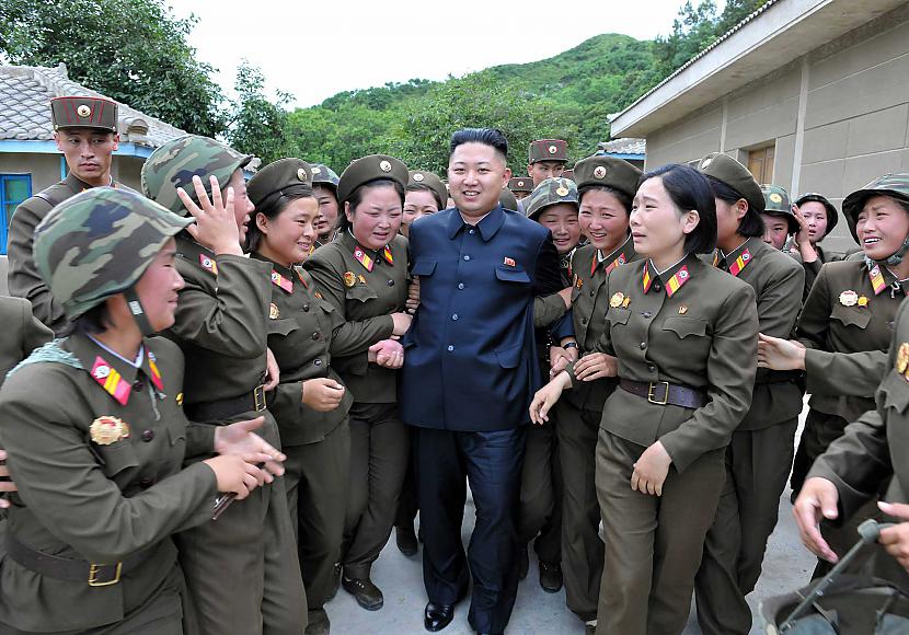 Scaronādu attēlu ir pilns... Autors: Fosilija Kas notiek Ziemeļkorejā?