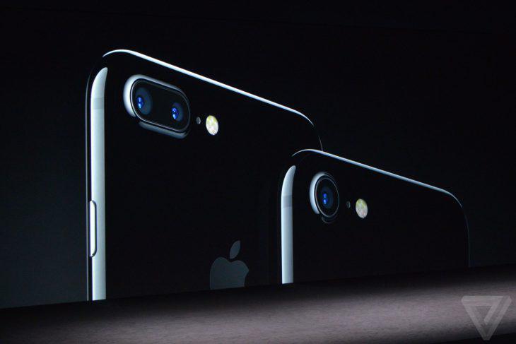 2 Jauna kameraTelefonā... Autors: Lords Lanselots Kas jaunajā iPhone 7 neparasts?