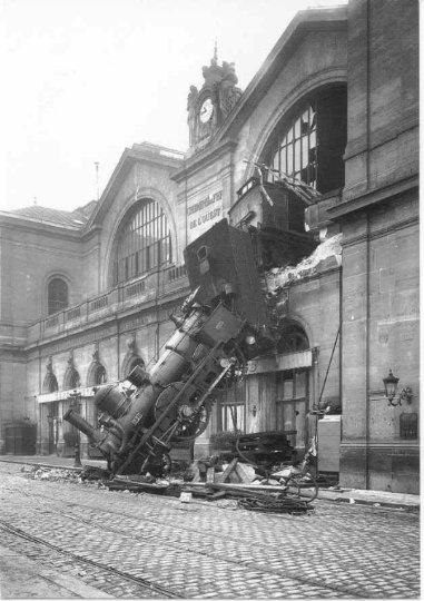 Train crash at the Gare... Autors: DustySpringfield Neglītuma vēsture?