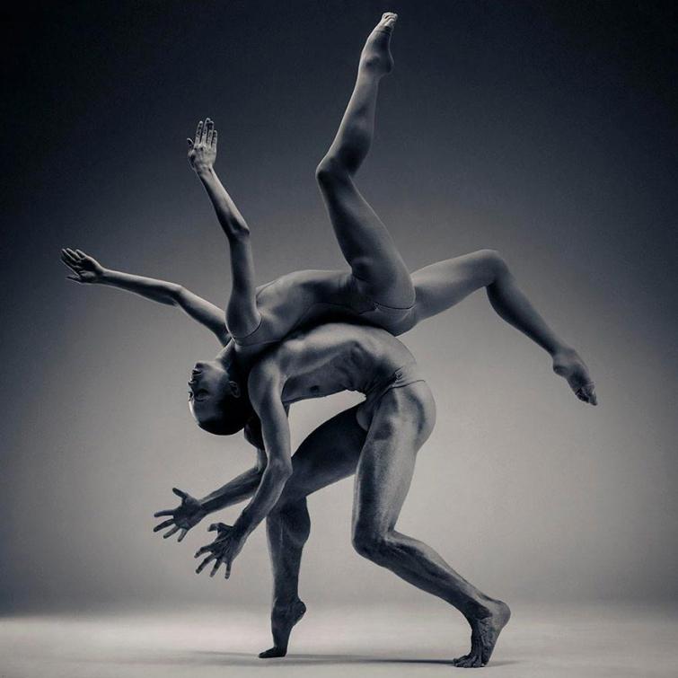 Pats Vadims Scaronteins ir... Autors: matilde Kas sanāk, ja skulptors nolemj fotografēt dejotājus