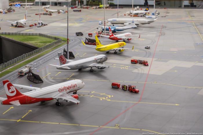  Autors: Jangbi Lidostas spēļu modelis Miniatur Wunderland