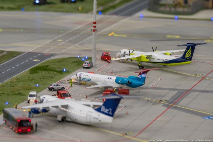  Autors: Jangbi Lidostas spēļu modelis Miniatur Wunderland