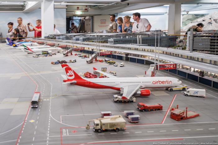  Autors: Jangbi Lidostas spēļu modelis Miniatur Wunderland