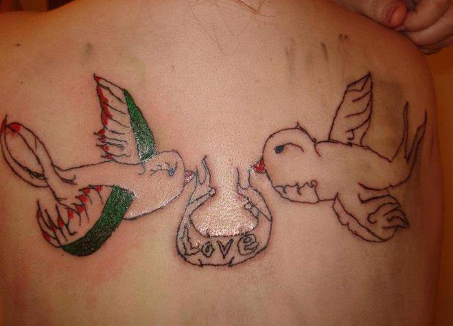  Autors: Ciema Sensejs Neizdevušies tetovējumi