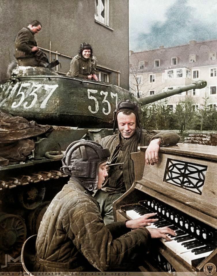 Padomju kareivju pauze... Autors: Lestets 2. pasaules kara bildes, kas pārsteigs!
