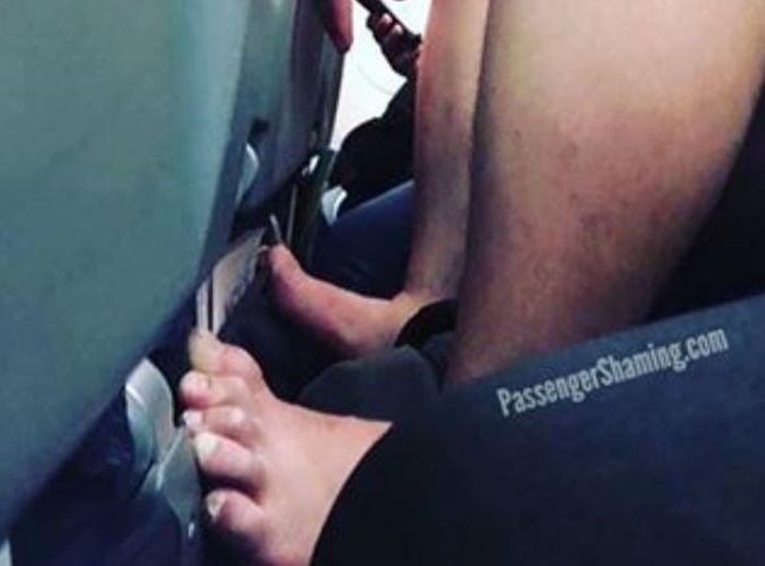  Autors: MrSmith7771 Kā uzvedas pasažieri lidmašīnās.