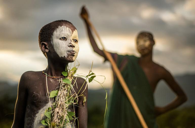 Suri cilts zēns Etiopijā Autors: 100 A 35 emocionālas planētas iedzīvotāju bildes. Cilvēki ir tik dažādi