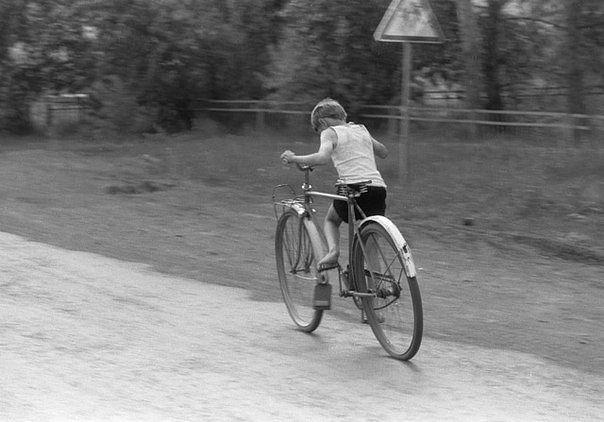 Tētuka velosipēds bija labākā... Autors: Emchiks Bērnība Padomju Savienībā, bildēs