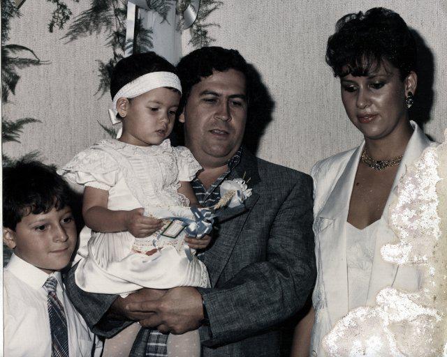 Kad viņa ģimene slēpās kādā... Autors: Paula Freimane Dons Pablo Eskobars un viņa kokaīna impērija