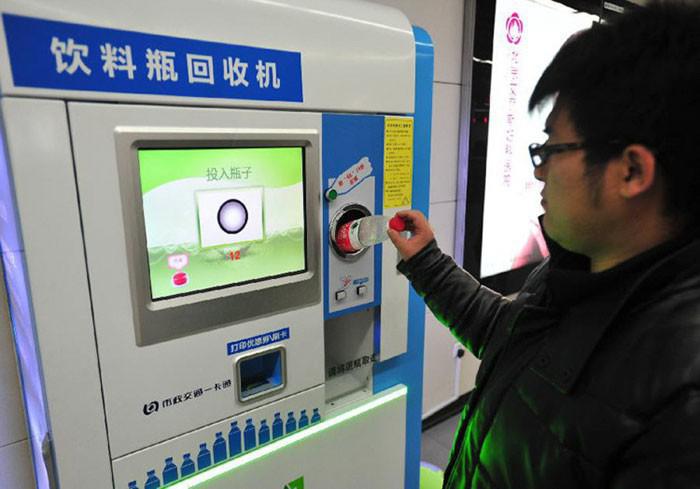 Pekinas metro par biļeti vari... Autors: 100 A 27 ģeniāli risinājumi ikdienas problēmām~!