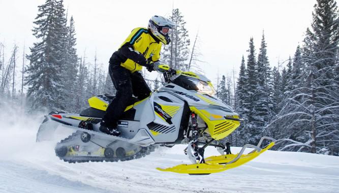 Sporta sniega motocikliSporta... Autors: Bauskas Motormuzejs Mūsdienu sniega motociklu attīstība un veidi