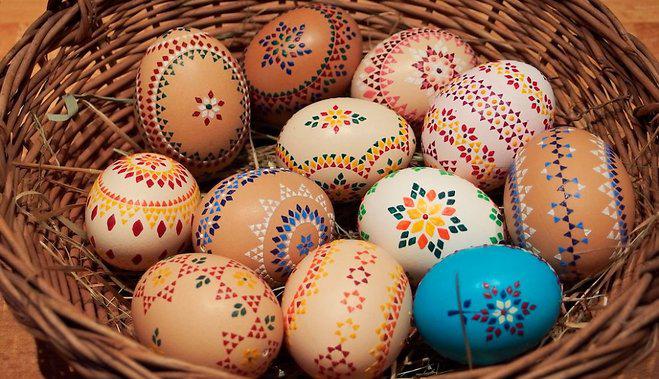 Autors: Aleksa Bažbauere   Gatavojām skaistās Lieldienu olas! Nr.2