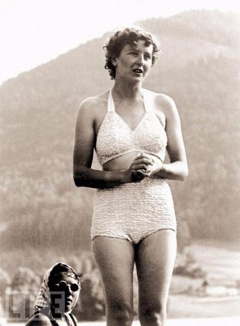 Bilde peldkostīmā 1940g Autors: Lestets Eva Brauna - vēl neredzētas Hitlera sievas fotogrāfijas