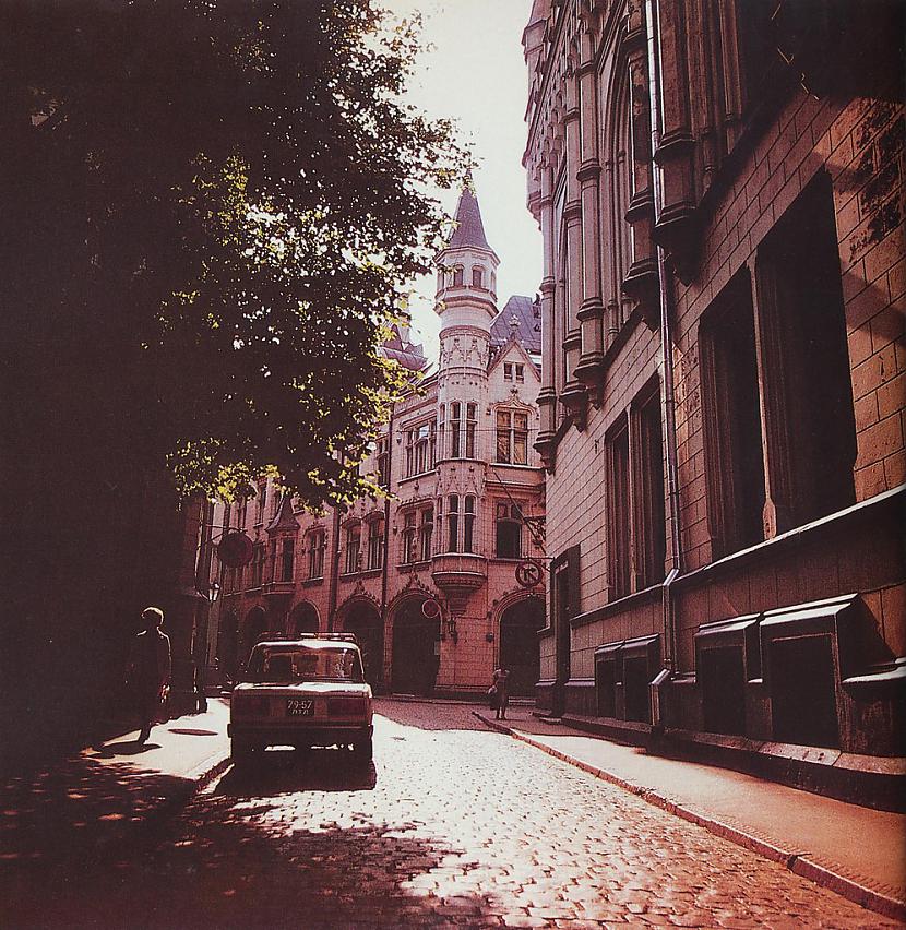Amatu iela Autors: matilde Galerija: Kā izskatījās Rīga pirms 30 gadiem
