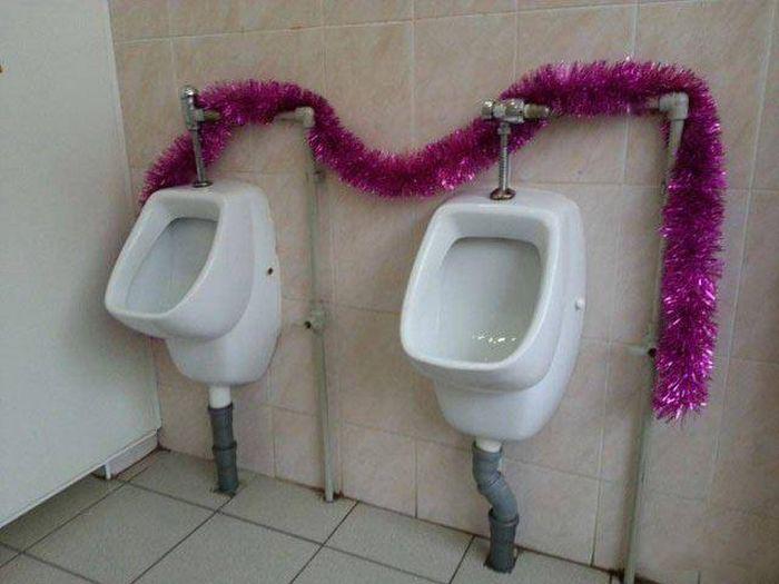 Vismaz arī tualetēs tiek... Autors: Emchiks Iespējams tikai Krievijā