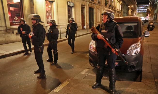 Ap plkstnbsp2315 2004 pēc... Autors: KALENS Kārtējā apšaude Parīzē: nogalināts policists