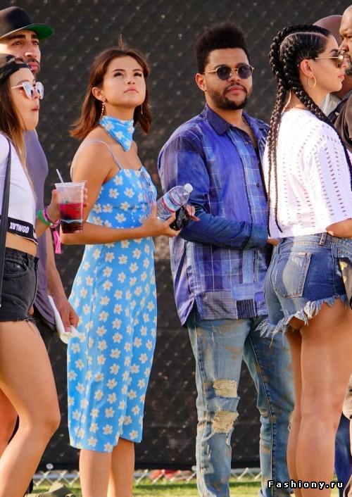 Selena Gomez and The Weeknd Autors: 100 A Coachella - 2017 #2