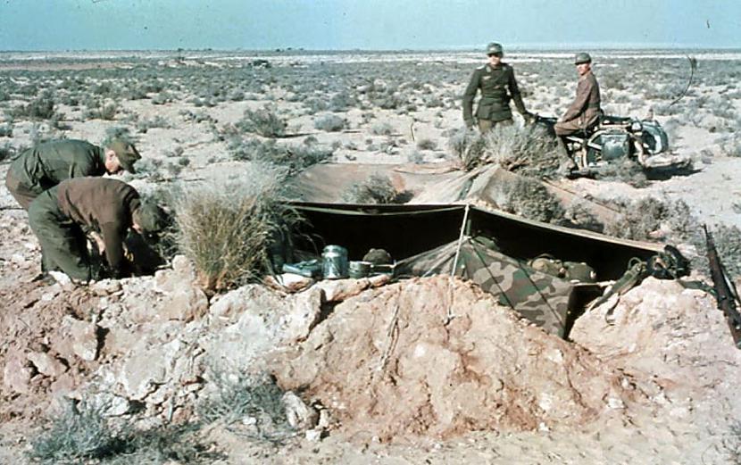 Vācu karavīri Ziemeļāfrikā... Autors: Lestets Neticamas krāsainas bildes no 2. pasaules kara ikdienas