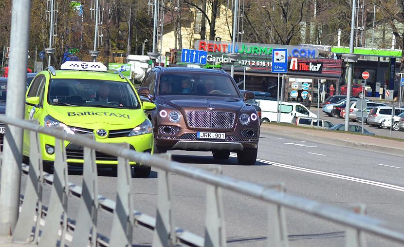 Bentley Bentayga Diesel Autors: LGPZLV Dārgas mašīnas uz Latvijas ceļiem. 2017 #4