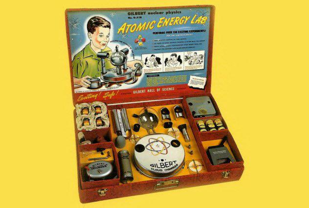 Gilberta U238 atomenerģijas... Autors: Testu vecis Biedējošas bērnu rotaļlietas no pagātnes
