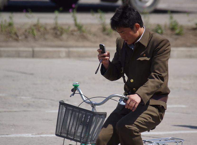 Pie Ķīnas robežas... Autors: Lestets Internets Ziemeļkorejā