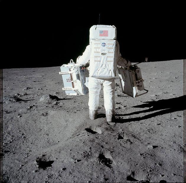  Autors: Lestets Apollo Mēness misijas