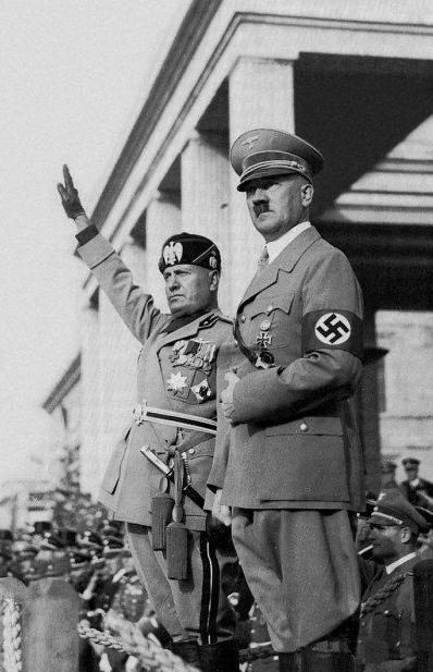 1936 gada 25 oktobris  Tiek... Autors: theFOUR 10 iemesli, kādēļ Hitlers zaudēja Otrajā Pasaules karā