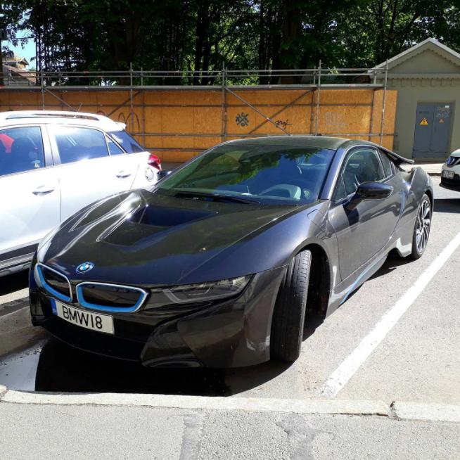 BMW i8 Autors: LGPZLV Dārgas mašīnas uz Latvijas ceļiem. 2017 #7