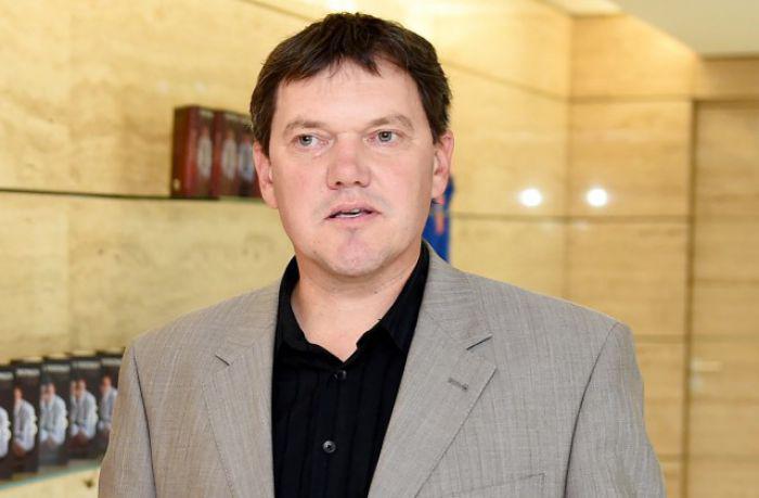 Autors: Fosilija Pēc KHL pieprasījuma Puče atstādināts no Rīgas «Dinamo» spēļu komentēšanas