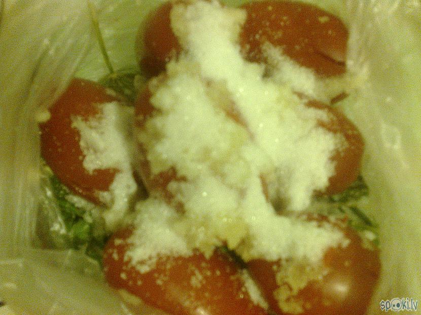 Te kārta sāls un kārta cukurs... Autors: ezkins Kā tomāti izdomāja gurķus tēlot