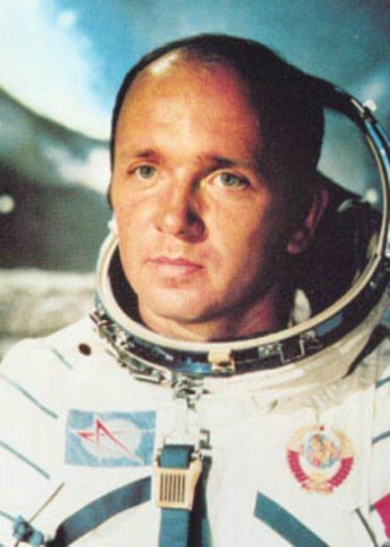 Kosmonauts Valentīns Ļebedevs... Autors: Empire States Rišata struktūra