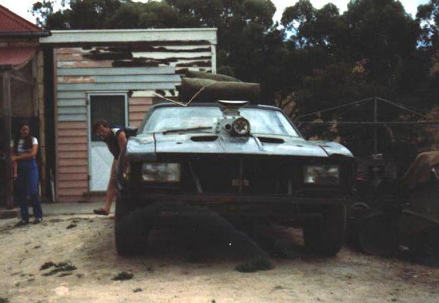 Scaronādi tika pavadīti 3 gadi... Autors: Laciz Svarīgākā kino automašīna - Mad Max!