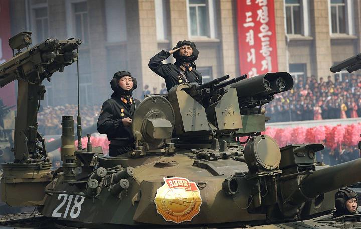 nbsp nbspPapildus galvenajiem... Autors: Mao Meow Pokpung-ho – Iepazīsties ar Ziemeļkorejas modernāko tanku!