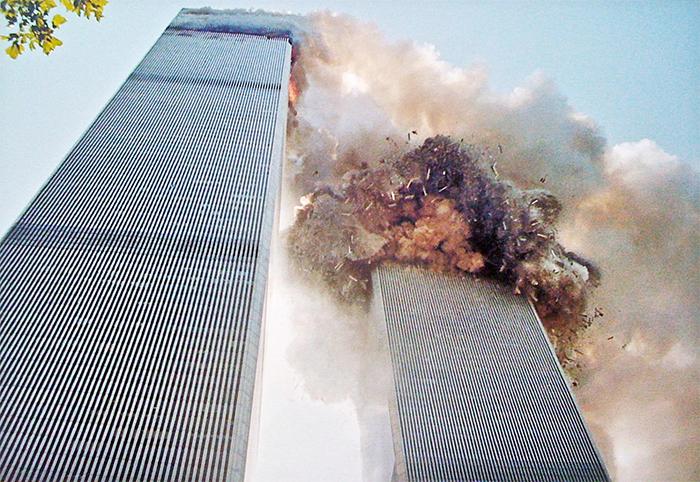 Pasaules Tirdzniecības centra... Autors: slepkavnieciskais Īpaši 9/11 attēli, kurus, iespējams, nebūsi redzējis.