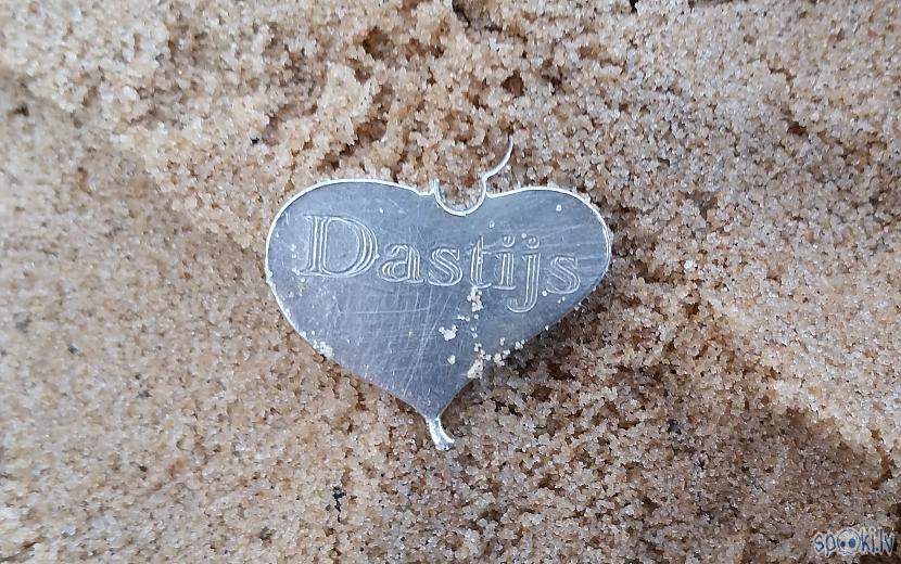 Dastijs pazaudējis savu... Autors: pyrathe Ar metāla detektoru pa pludmali 2017 (negaidīts atradums)