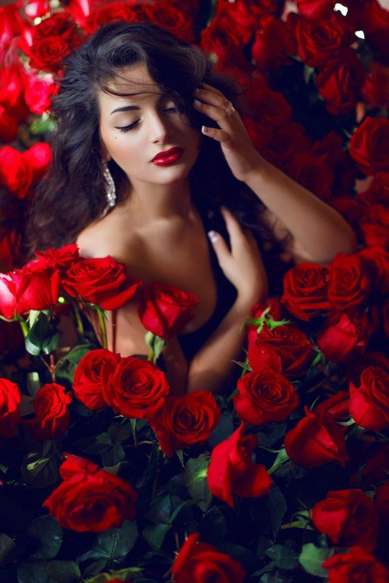  Autors: Drakonvīrs Lady and roses