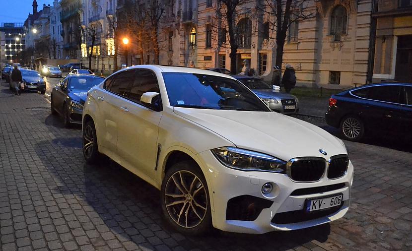 BMW X5 M F85 Autors: LGPZLV Dārgas mašīnas uz Latvijas ceļiem. 2017 #11 NOSLĒGUMS