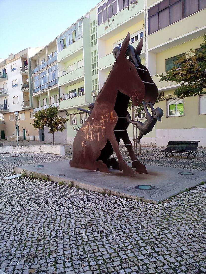  Autors: turistsr@speles Pavisam nedaudz no Lisbon, Sintra un Cascais