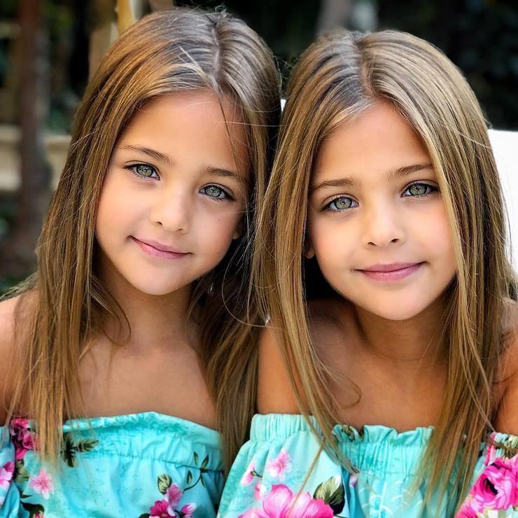 Pēc Instagram konta... Autors: Fosilija Šīs dvīnes kļuva par modelēm 7 gadu vecumā - pateicoties ļoti ambiciozai mātei