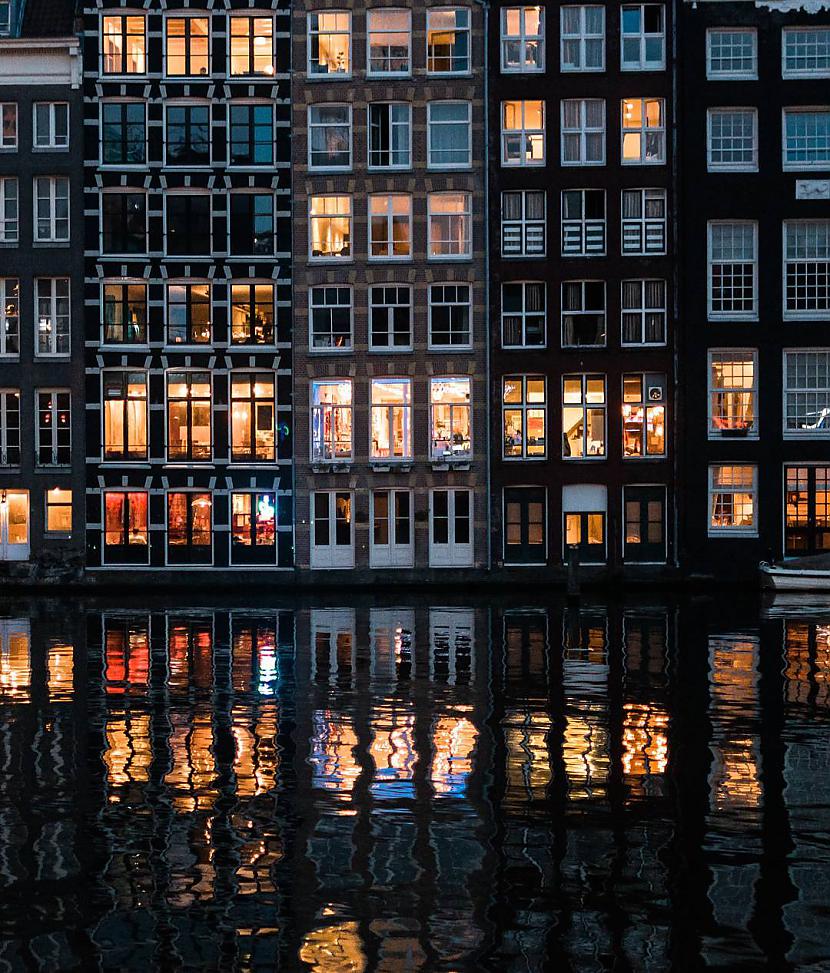  Autors: ALISDZONS Amsterdam